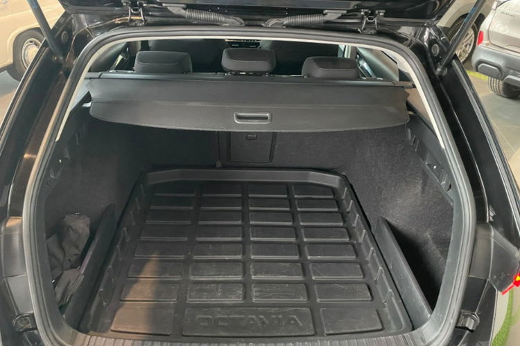 Octavia Skoda Octavia100% Bezwypadek+Oryginalne KM//Dsg7/Non stop Serwis zdjęcie 32