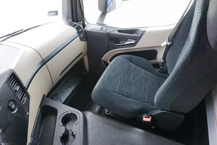 Mercedes ACTROS / 2543 / ACC / E 6 / PEŁNY ADR / PLATFORMA / ZAWIESIE POD WÓZEK zdjęcie 39