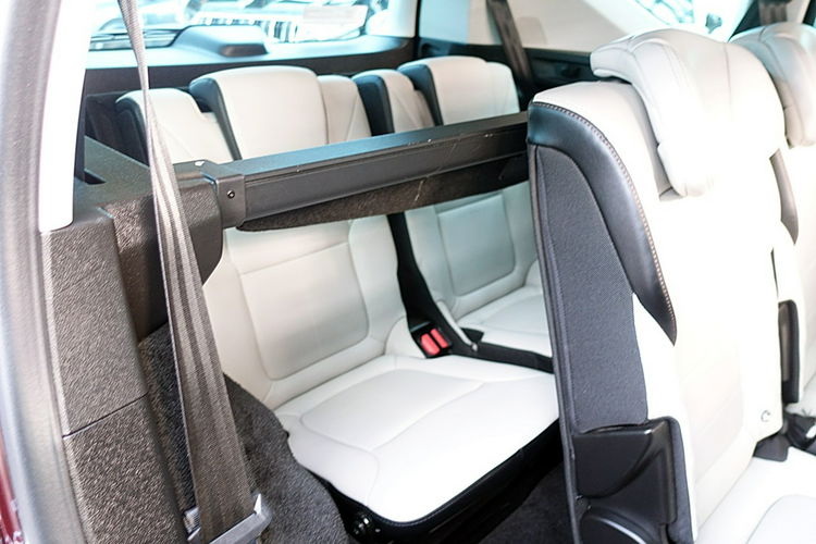 Renault Espace InitialeParis 7osób MATRIX EL.Dach GWAR. 1wł Kraj Bezwyp 4CONTROL F23% 4x2 zdjęcie 13