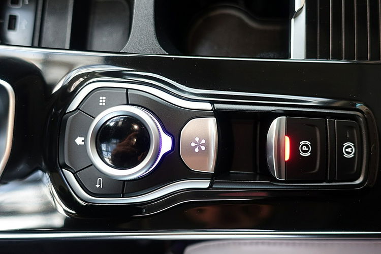 Renault Espace InitialeParis 7osób MATRIX EL.Dach GWAR. 1wł Kraj Bezwyp 4CONTROL F23% 4x2 zdjęcie 24