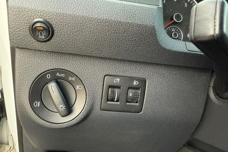 Volkswagen Caddy MAXI 1.4 T z Nową instalacją gazową Euro 6 Zarejestrowany w PL zdjęcie 16