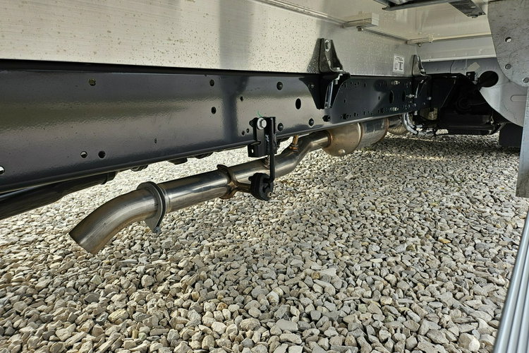 Mercedes Sprinter /Iveco Daily 3.0/160KM Chłodnia -29/+29 C 8-palet DrukarkaTemperatury zdjęcie 24