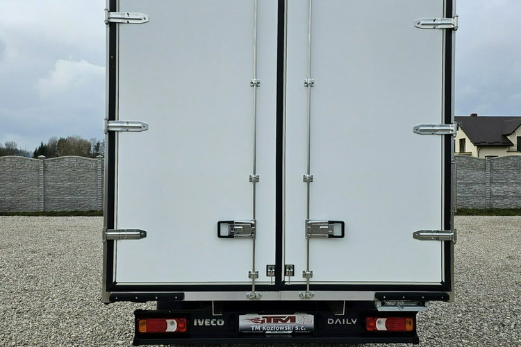 Mercedes Sprinter /Iveco Daily 3.0/160KM Chłodnia -29/+29 C 8-palet DrukarkaTemperatury zdjęcie 26