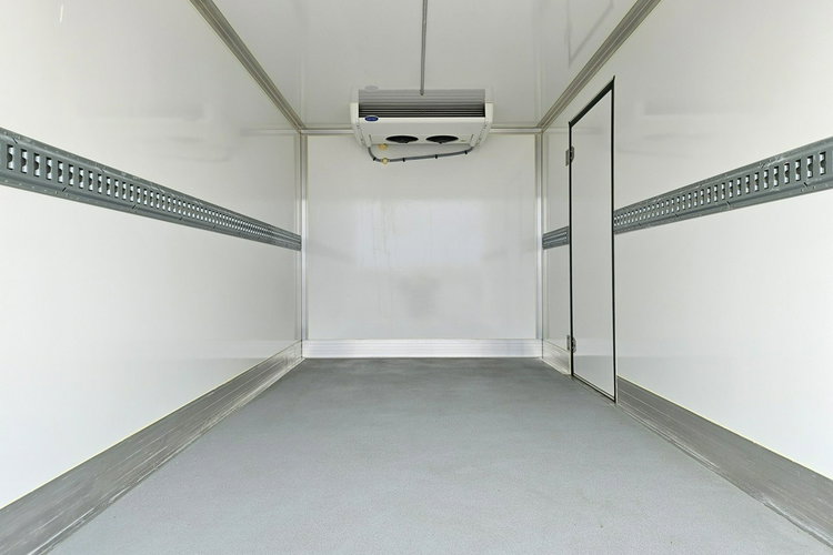 Mercedes Sprinter /Iveco Daily 3.0/160KM Chłodnia -29/+29 C 8-palet DrukarkaTemperatury zdjęcie 8