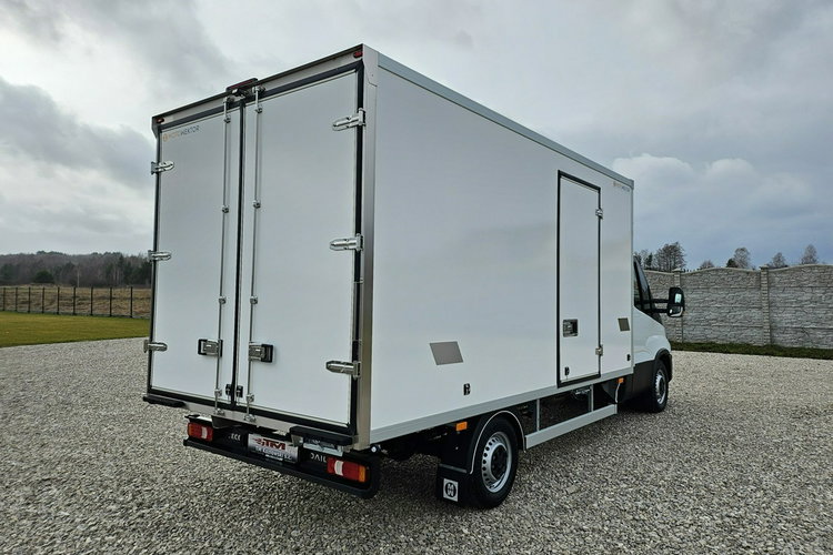 Renault Master /Iveco Daily 3.0/160KM Chłodnia -29/+29 C 8-palet DrukarkaTemperatury zdjęcie 5