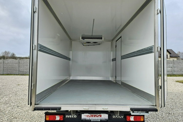 Volkswagen Crafter /Iveco Daily 3.0/160KM Chłodnia -29/+29 C 8-palet DrukarkaTemperatury zdjęcie 29