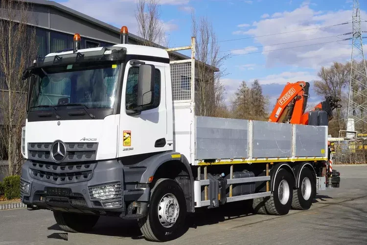 Mercedes Arocs 2636 burtowy / HDS Fassi F175 7.7 t / 150 tys. km zdjęcie 2