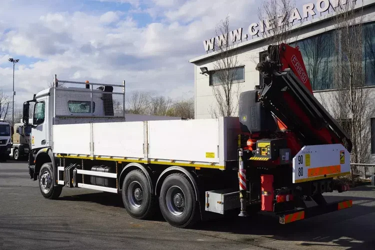 Mercedes Arocs 2636 burtowy / HDS Fassi F175 7.7 t / 150 tys. km zdjęcie 6