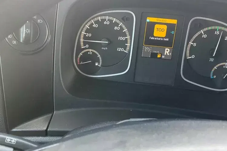 Mercedes ATEGO 1218 zdjęcie 7