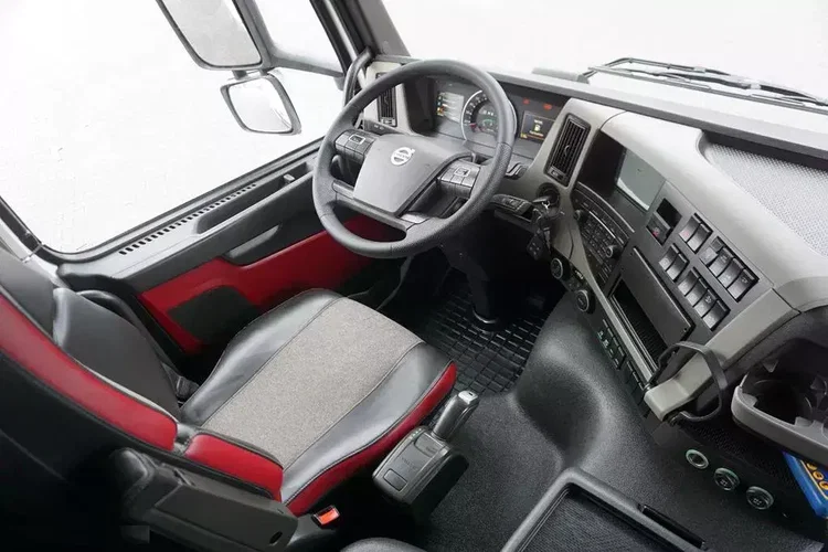 Volvo FM / 410 / E 6 / CHŁODNIA + WINDA / 21 PALET / DOPPEL STOCK / MULTI TEMPERATTURA zdjęcie 13