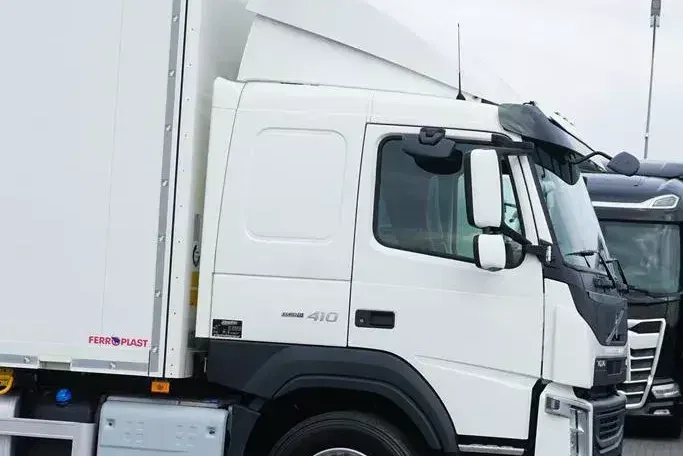 Volvo FM / 410 / E 6 / CHŁODNIA + WINDA / 21 PALET / DOPPEL STOCK / MULTI TEMPERATTURA zdjęcie 30