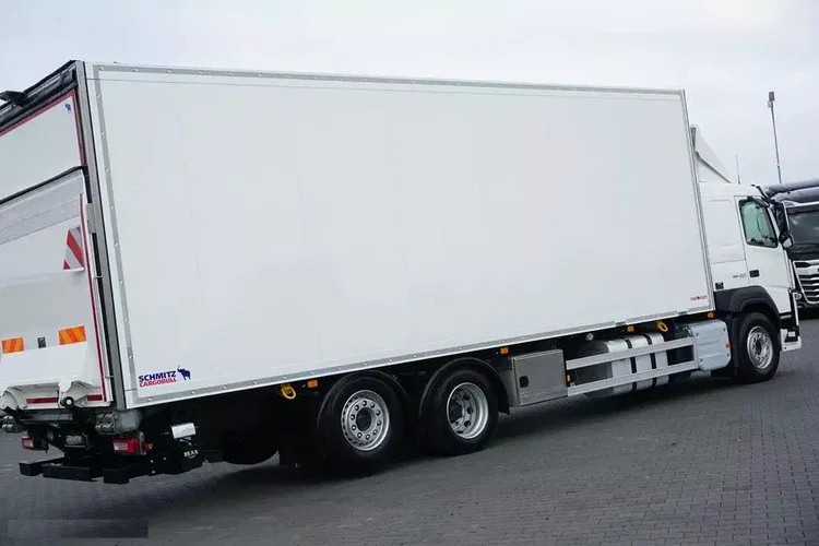 Volvo FM / 410 / E 6 / CHŁODNIA + WINDA / 21 PALET / DOPPEL STOCK / MULTI TEMPERATTURA zdjęcie 32