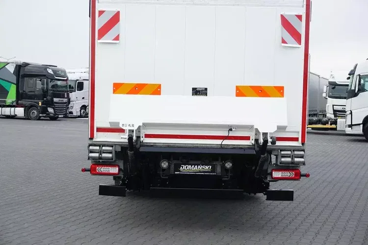 Volvo FM / 410 / E 6 / CHŁODNIA + WINDA / 21 PALET / DOPPEL STOCK / MULTI TEMPERATTURA zdjęcie 37