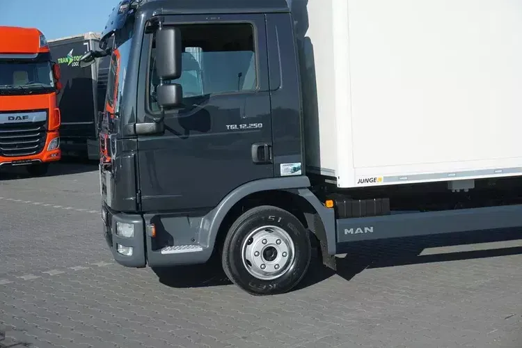 MAN TGL / 12.250 / ACC / E 6 / KONTENER + WINDA / 17 PALET zdjęcie 18