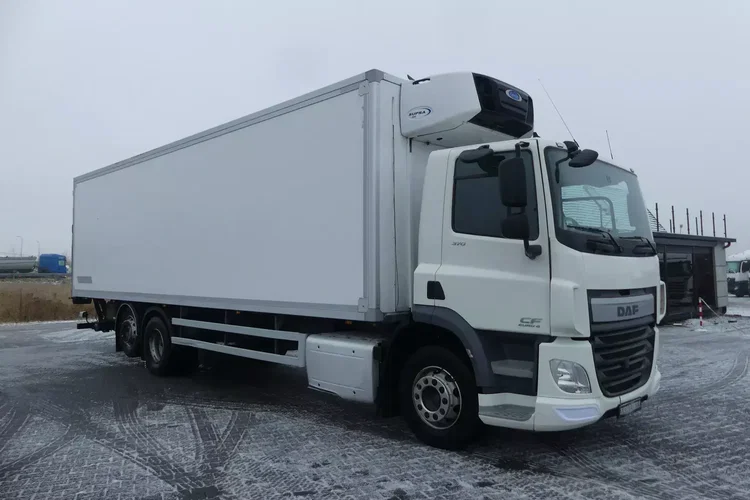 DAF CF 370 / 6x2 / CHŁODNIA 9.40 + WINDA / EURO 6 / CARRIER SUPRA 850 / zdjęcie 11
