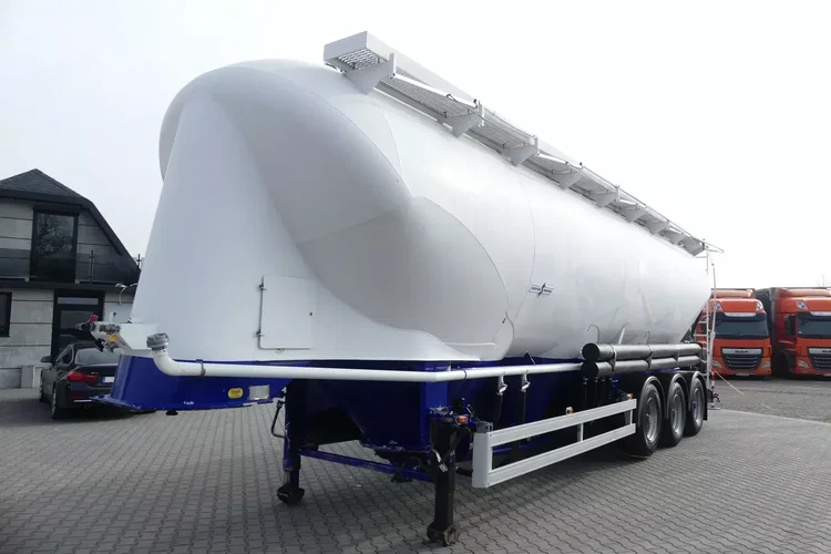 Spitzer SF / CYSTERNA 55m3 / SILOS DO MATERIAŁÓW SYPKICH / zdjęcie 1