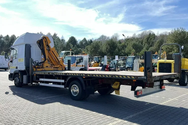 Iveco EUROCARGO 120EL21 Laweta Platforma + HDS HMF 860 Pomoc Drogowa zdjęcie 10