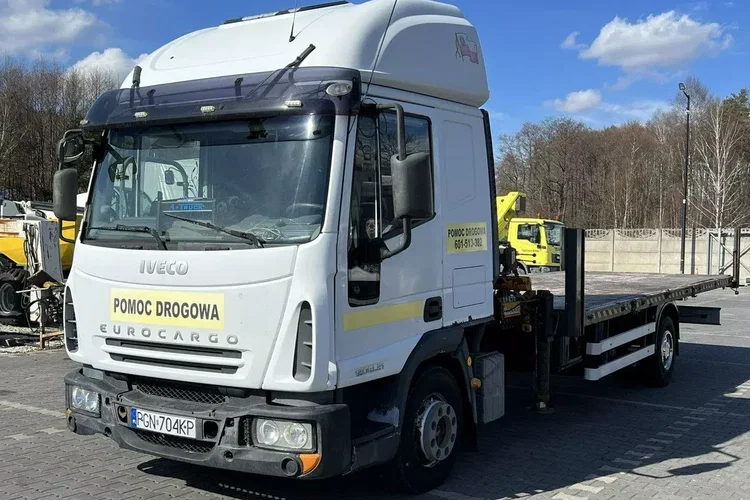 Iveco EUROCARGO 120EL21 Laweta Platforma + HDS HMF 860 Pomoc Drogowa zdjęcie 4
