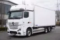 samochód ciężarowy Mercedes zdjęcie 2