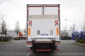 samochód ciężarowy Mercedes zdjęcie 7