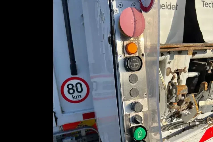 Mercedes ANTOS 1833 FAUN VARIOPRSS 520 zdjęcie 57