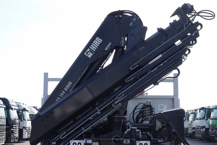 Mercedes AROCS 2643 / 6x4 / SKRZYNIOWY- 6.8 m / + HDS HIAB 144 wysów: 13 m / EURO 6 / STEROWANIE RADIOWE / ROTATOR zdjęcie 22