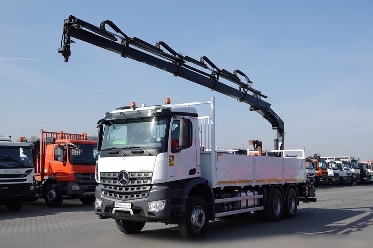Mercedes AROCS 2643 / 6x4 / SKRZYNIOWY- 6.8 m / + HDS HIAB 144 wysów: 13 m / EURO 6 / STEROWANIE RADIOWE / ROTATOR zdjęcie 2