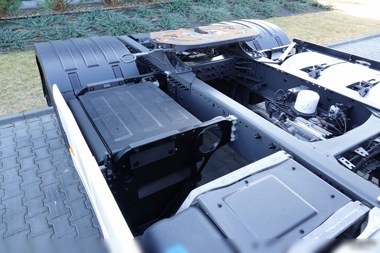 Volvo FH 460 /SPROWADZONY / PO KONTRAKCIE SERWISOWYM zdjęcie 18