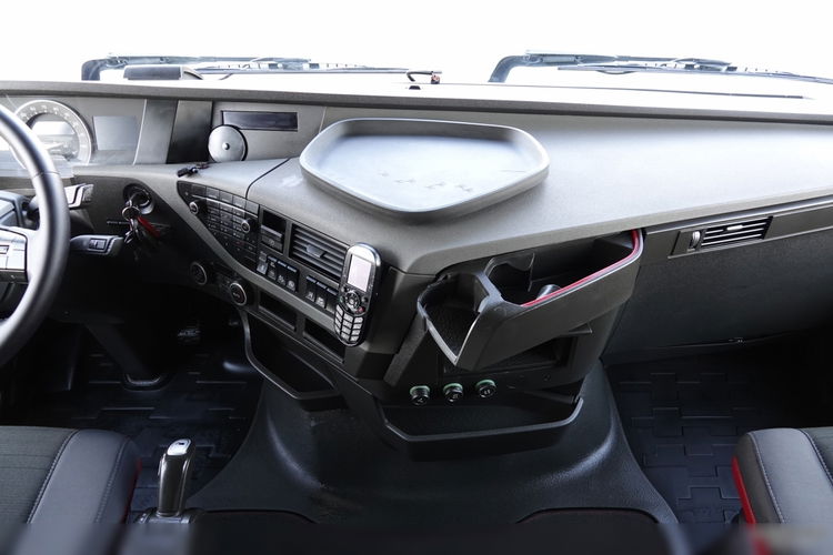 Volvo FH 460 /SPROWADZONY / PO KONTRAKCIE SERWISOWYM zdjęcie 31