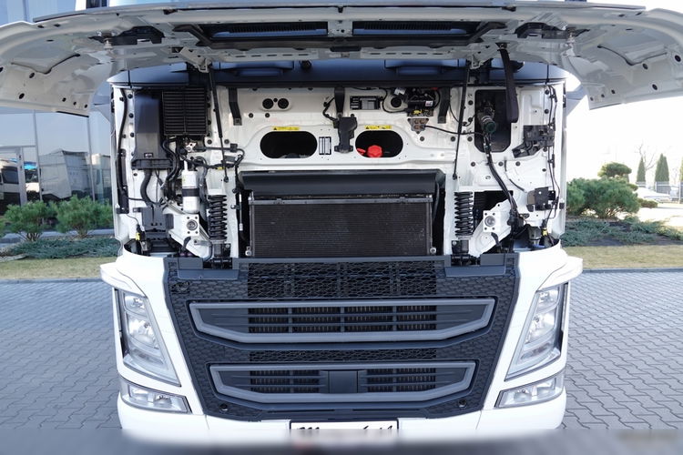 Volvo FH 460 /SPROWADZONY / PO KONTRAKCIE SERWISOWYM zdjęcie 37