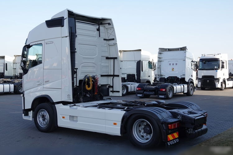 Volvo FH 460 /SPROWADZONY / PO KONTRAKCIE SERWISOWYM zdjęcie 8