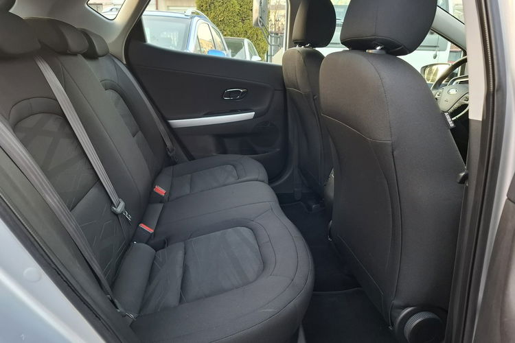 Kia Cee'd 1.4 MPI. Manual. Bogate Wyposażenie. Zadbany. Stan BDB. 2 x koła. zdjęcie 27