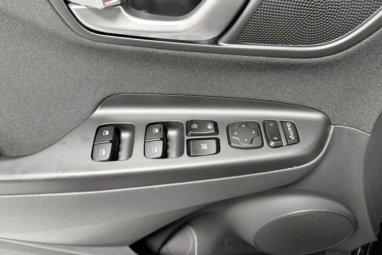 Hyundai Kona 1.0 T-GDi 120KM MILD Hybrid Edition30 Navi LedVision Virtua KeyLessGO zdjęcie 20