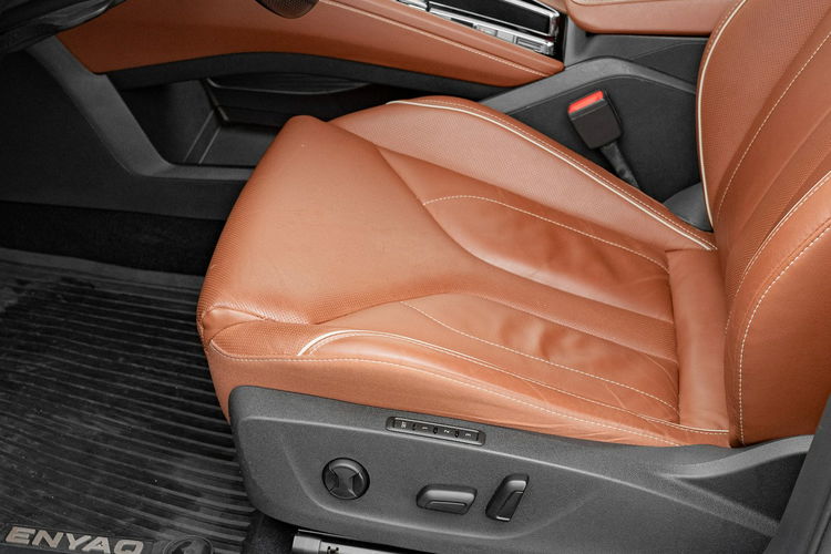 Skoda Enyaq 80 Maxx 204KM Aktywny temp. K.cof Podgrz.f kier szyba Salon PL VAT23% zdjęcie 13