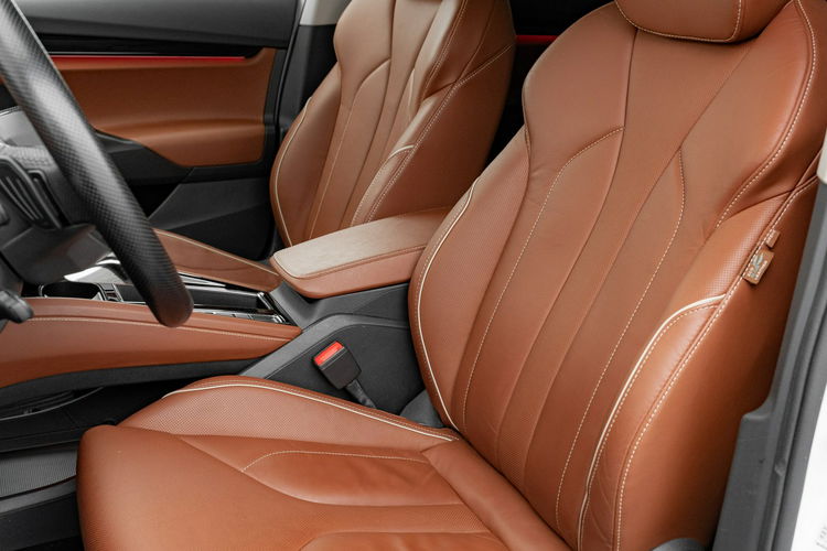 Skoda Enyaq 80 Maxx 204KM Aktywny temp. K.cof Podgrz.f kier szyba Salon PL VAT23% zdjęcie 14