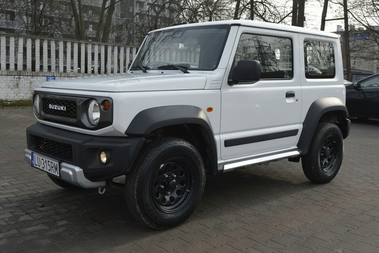 Suzuki Jimny 1.5 PRO / napęd 4x4 / I-rej. 2023 / Faktura VAT / Salon PL I-właścicie zdjęcie 1