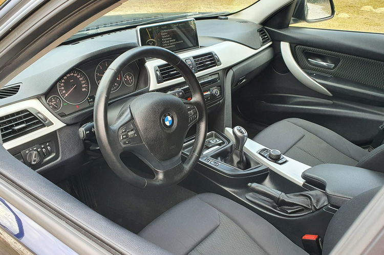 BMW 320 320d 184KM # Touring # Duży Ekran # Climatronic # PDC # Kamera # IGŁA zdjęcie 11