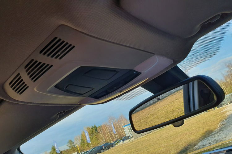 BMW 320 320d 184KM # Touring # Duży Ekran # Climatronic # PDC # Kamera # IGŁA zdjęcie 20