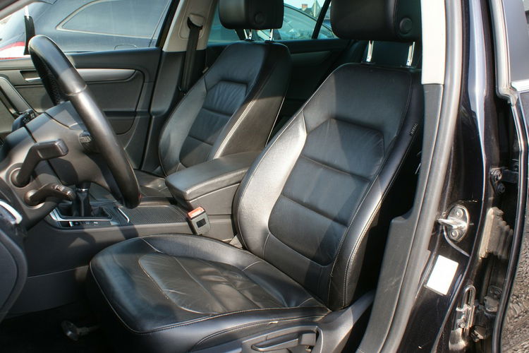 Volkswagen Passat zdjęcie 10