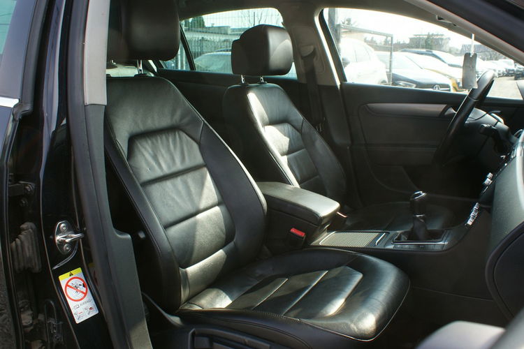 Volkswagen Passat zdjęcie 13