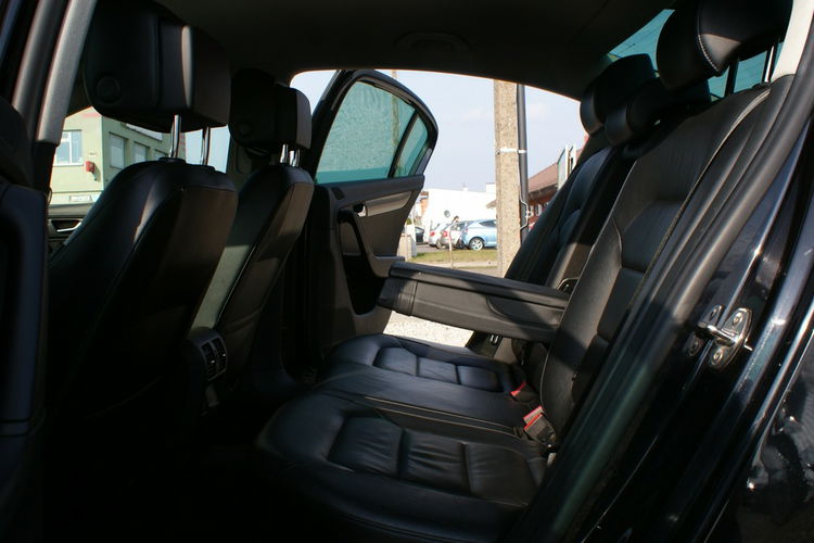 Volkswagen Passat zdjęcie 15