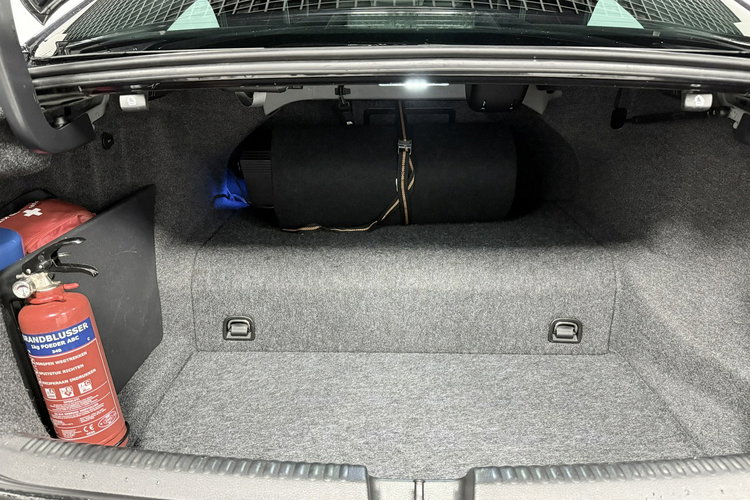 Volkswagen Jetta 1.4 TSI 150KM DSG BOSE Navi BiXenon HIGHLINE Klimatronic Kamer Łopatki zdjęcie 15