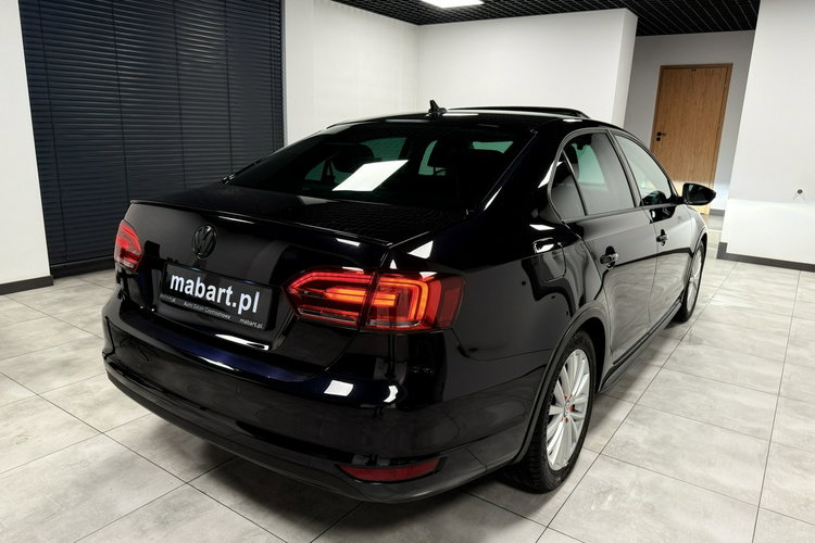 Volkswagen Jetta 1.4 TSI 150KM DSG BOSE Navi BiXenon HIGHLINE Klimatronic Kamer Łopatki zdjęcie 5