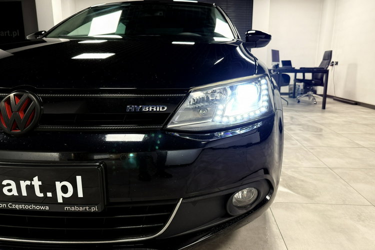 Volkswagen Jetta 1.4 TSI 150KM DSG BOSE Navi BiXenon HIGHLINE Klimatronic Kamer Łopatki zdjęcie 8