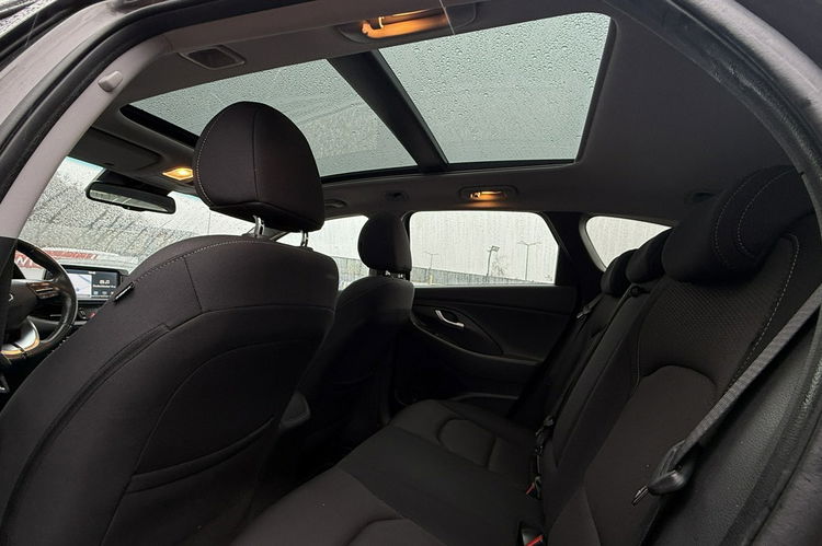 Hyundai i30 Lift 1.4 i turbo 140 KM Automat full led kamera Navi panorama zamiana zdjęcie 32