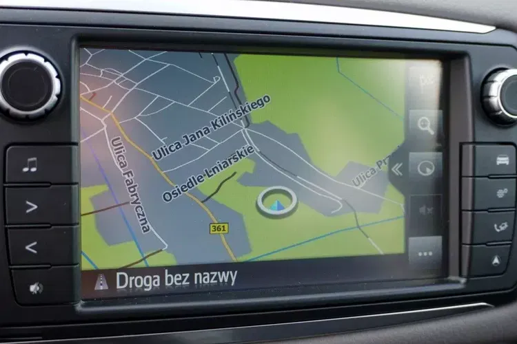 Toyota yaris zdjęcie 31