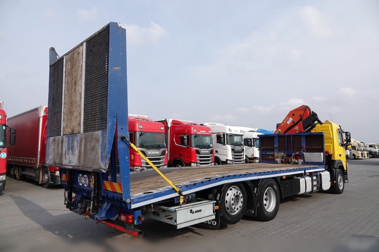 Volvo FM 410 / 6x2 / LAWETA + HDS PALFINGER PK 18500 / OŚ PODNOSZONA  / NAJAZDY HYDRAULICZNE / WCIĄGARKA / EURO 6  zdjęcie 15