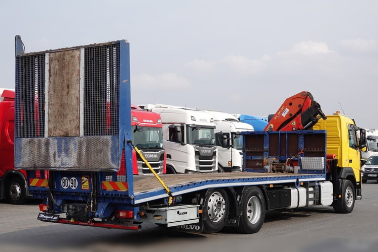 Volvo FM 410 / 6x2 / LAWETA + HDS PALFINGER PK 18500 / OŚ PODNOSZONA  / NAJAZDY HYDRAULICZNE / WCIĄGARKA / EURO 6  zdjęcie 16