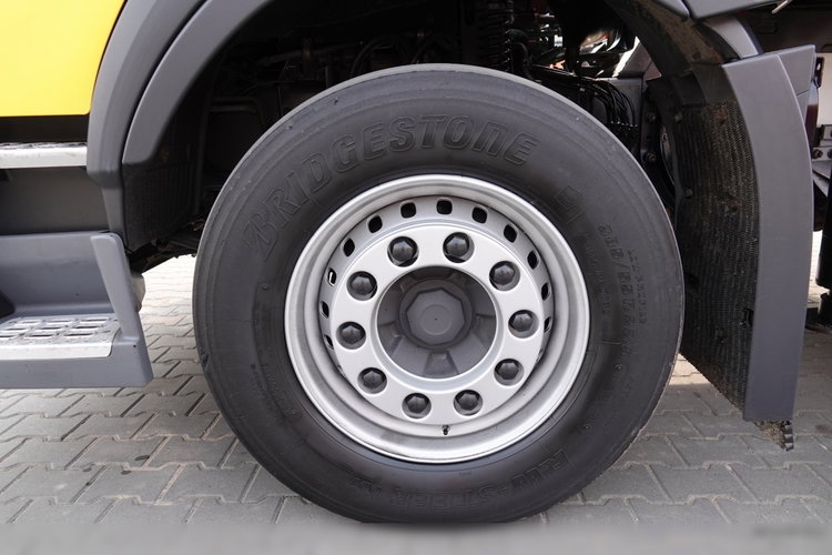 Volvo FM 410 / 6x2 / LAWETA + HDS PALFINGER PK 18500 / OŚ PODNOSZONA  / NAJAZDY HYDRAULICZNE / WCIĄGARKA / EURO 6  zdjęcie 35