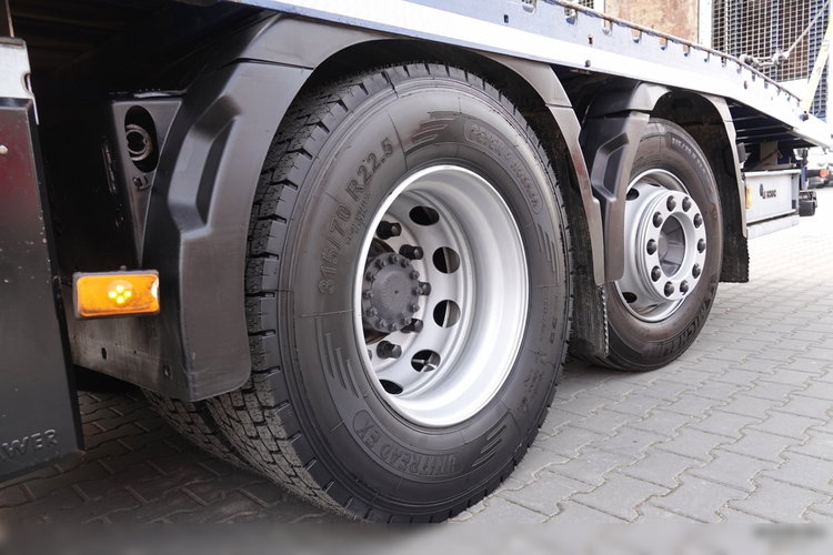 Volvo FM 410 / 6x2 / LAWETA + HDS PALFINGER PK 18500 / OŚ PODNOSZONA  / NAJAZDY HYDRAULICZNE / WCIĄGARKA / EURO 6  zdjęcie 39